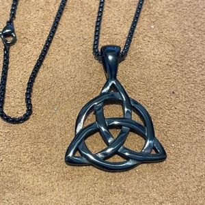 Black Nordic Classic Viking Triquetra St Patrick Celtic 24" Snake Chain Unisex